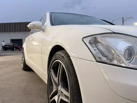Mercedes-Benz S 500 2007 года за 7 500 000 тг. в Алматы – фото 35