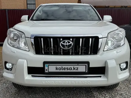 Toyota Land Cruiser Prado 2013 года за 15 500 000 тг. в Актобе – фото 2