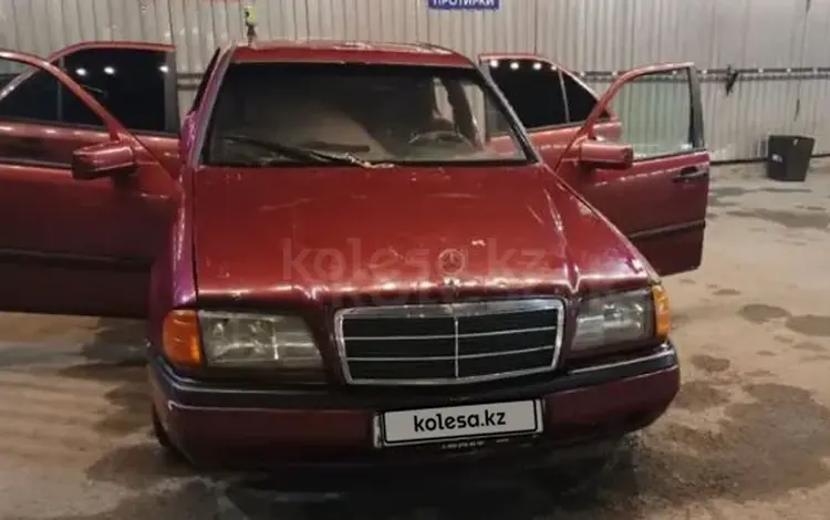 Mercedes-Benz C 180 1993 года за 1 500 000 тг. в Алматы