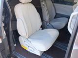 Toyota Sienna 2014 года за 12 300 000 тг. в Актау – фото 3
