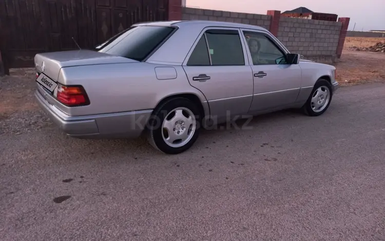 Mercedes-Benz E 280 1992 годаfor2 600 000 тг. в Туркестан