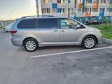 Toyota Sienna 2015 года за 13 000 000 тг. в Алматы – фото 3