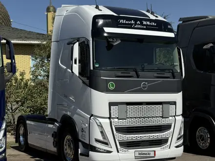 Volvo  FH 2023 года за 63 700 000 тг. в Алматы – фото 18