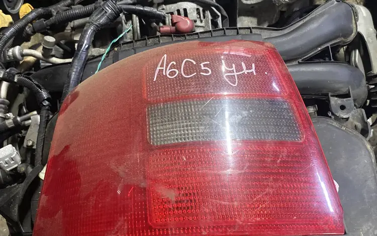 Привозной задний фонарь на Audi A6c5 универсальный за 20 000 тг. в Астана