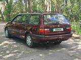 Volkswagen Passat 1993 годаүшін2 660 000 тг. в Семей – фото 5