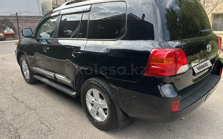 Toyota Land Cruiser 2013 годаfor21 700 000 тг. в Алматы