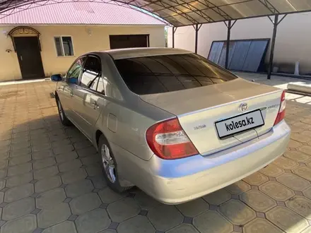 Toyota Camry 2003 года за 4 000 000 тг. в Актобе – фото 2