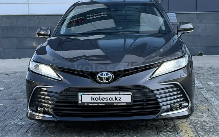 Toyota Camry 2021 года за 16 500 000 тг. в Шымкент