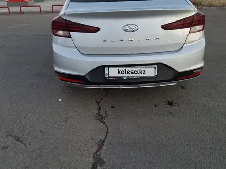 Hyundai Elantra 2019 года за 6 200 000 тг. в Уральск – фото 6