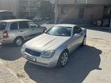 Mercedes-Benz SLK 230 1997 годаfor2 900 000 тг. в Актау