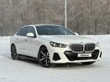 BMW 530 2024 года за 40 300 000 тг. в Павлодар – фото 2