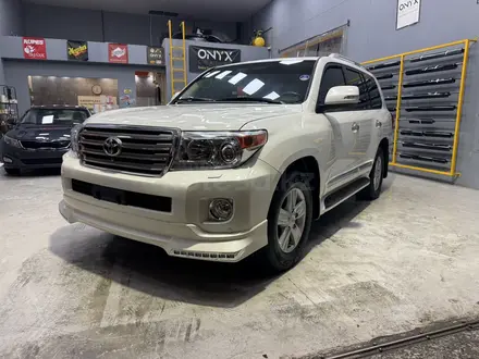 Toyota Land Cruiser 2013 года за 14 500 000 тг. в Дубай