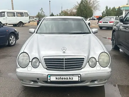 Mercedes-Benz E 320 2000 года за 4 500 000 тг. в Актау – фото 5