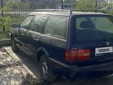 Volkswagen Passat 1994 года за 1 800 000 тг. в Уральск – фото 4