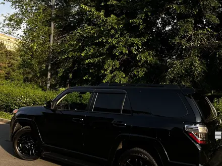 Toyota 4Runner 2021 года за 21 000 000 тг. в Алматы – фото 2