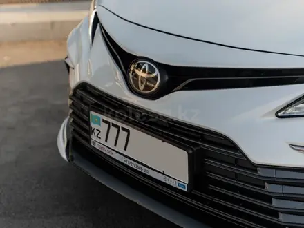 Toyota Camry 2021 года за 27 500 000 тг. в Алматы – фото 7