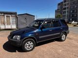 Honda CR-V 1996 годаүшін3 200 000 тг. в Караганда