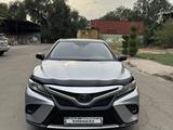 Toyota Camry 2018 годаүшін12 500 000 тг. в Алматы – фото 2