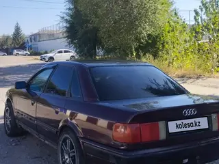 Audi 100