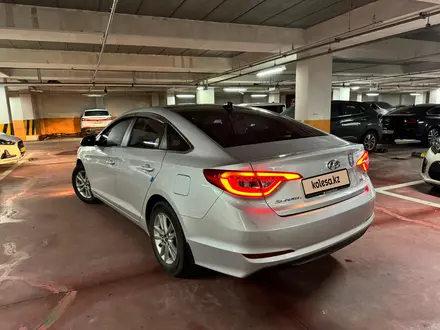 Hyundai Sonata 2015 года за 3 400 000 тг. в Шымкент – фото 10