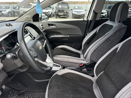Chevrolet Aveo 2018 года за 4 550 000 тг. в Атырау – фото 10