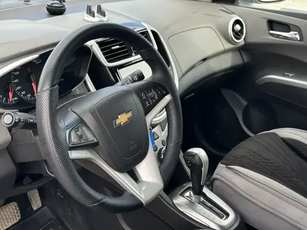 Chevrolet Aveo 2018 года за 4 550 000 тг. в Атырау – фото 11