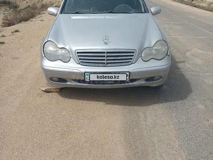 Mercedes-Benz C 230 2001 года за 3 000 000 тг. в Актау – фото 3