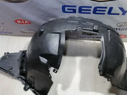Подкрылок на nissan qashqai за 10 000 тг. в Алматы