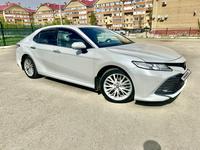 Toyota Camry 2021 года за 15 100 000 тг. в Актобе