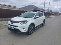 Toyota RAV4 2016 годаүшін12 000 000 тг. в Атырау