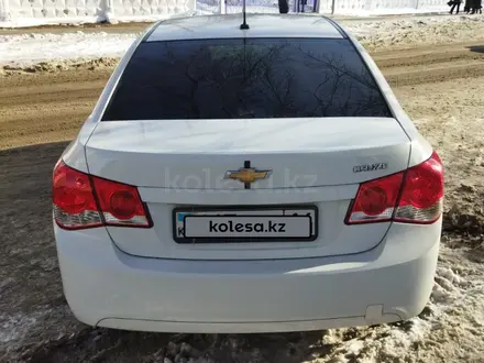 Chevrolet Cruze 2013 года за 3 500 000 тг. в Павлодар – фото 4