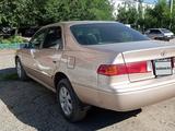 Toyota Camry 2000 года за 3 000 000 тг. в Семей – фото 3