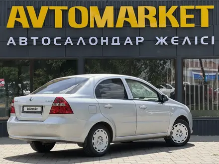 Ravon Nexia R3 2017 года за 3 650 000 тг. в Уральск – фото 3