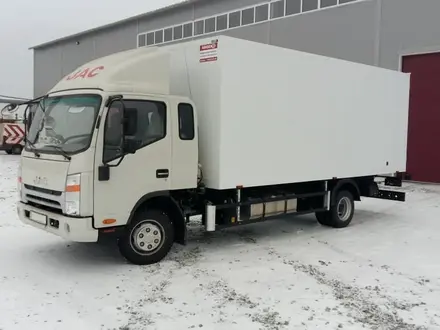 JAC  N90 2025 года за 17 600 000 тг. в Алматы – фото 5