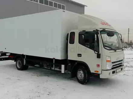 JAC  N90 2025 года за 17 600 000 тг. в Алматы – фото 6