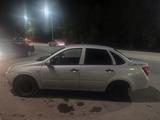 ВАЗ (Lada) Granta 2190 2014 года за 1 500 000 тг. в Караганда – фото 2