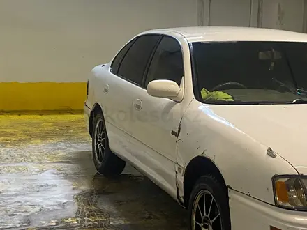 Toyota Avalon 1996 года за 1 500 000 тг. в Астана