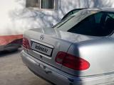 Mercedes-Benz E 230 1996 годаүшін2 200 000 тг. в Туркестан – фото 3