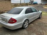 Mercedes-Benz E 320 2002 года за 4 000 000 тг. в Шымкент – фото 4