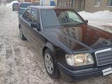 Mercedes-Benz E 200 1995 годаүшін2 200 000 тг. в Астана – фото 2