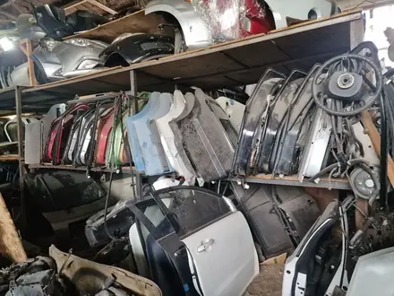 Дверь за 1 000 тг. в Алматы