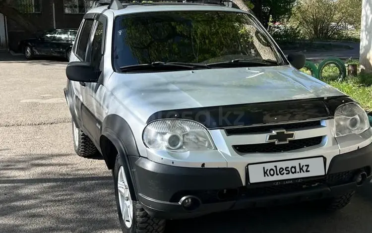Chevrolet Niva 2011 года за 3 000 000 тг. в Караганда