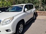 Toyota Land Cruiser Prado 2011 годаүшін12 000 000 тг. в Алматы – фото 2