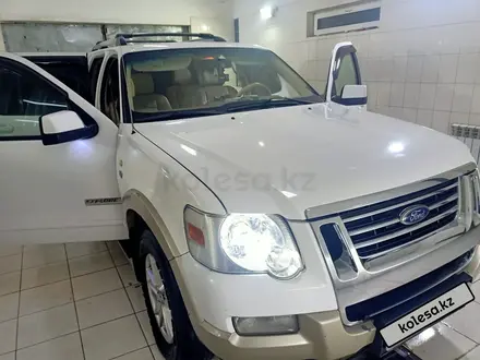 Ford Explorer 2007 года за 7 500 000 тг. в Уральск – фото 2