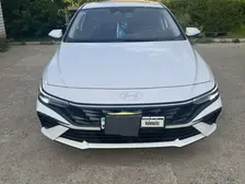 Hyundai Elantra, 2024