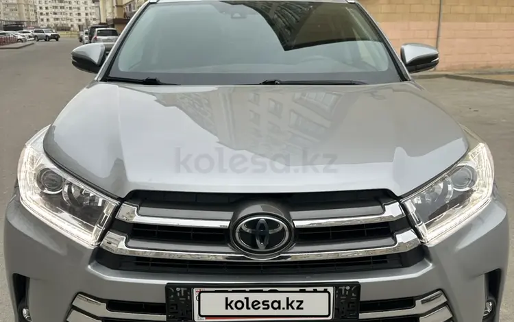 Toyota Highlander 2016 года за 12 500 000 тг. в Актау