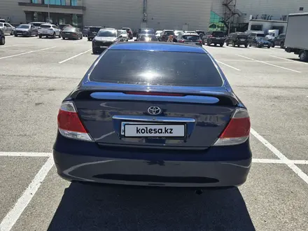 Toyota Camry 2004 года за 4 700 000 тг. в Караганда – фото 3