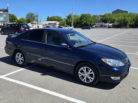 Toyota Camry 2004 года за 4 700 000 тг. в Караганда – фото 2