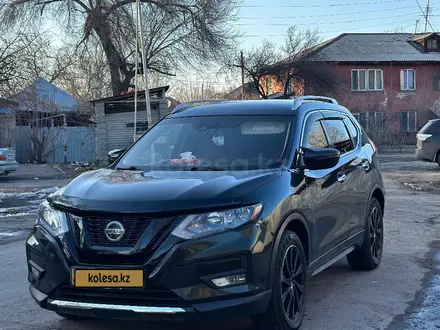 Nissan Rogue 2018 года за 10 200 000 тг. в Алматы