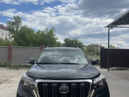 Toyota Land Cruiser Prado 2017 года за 18 500 000 тг. в Астана